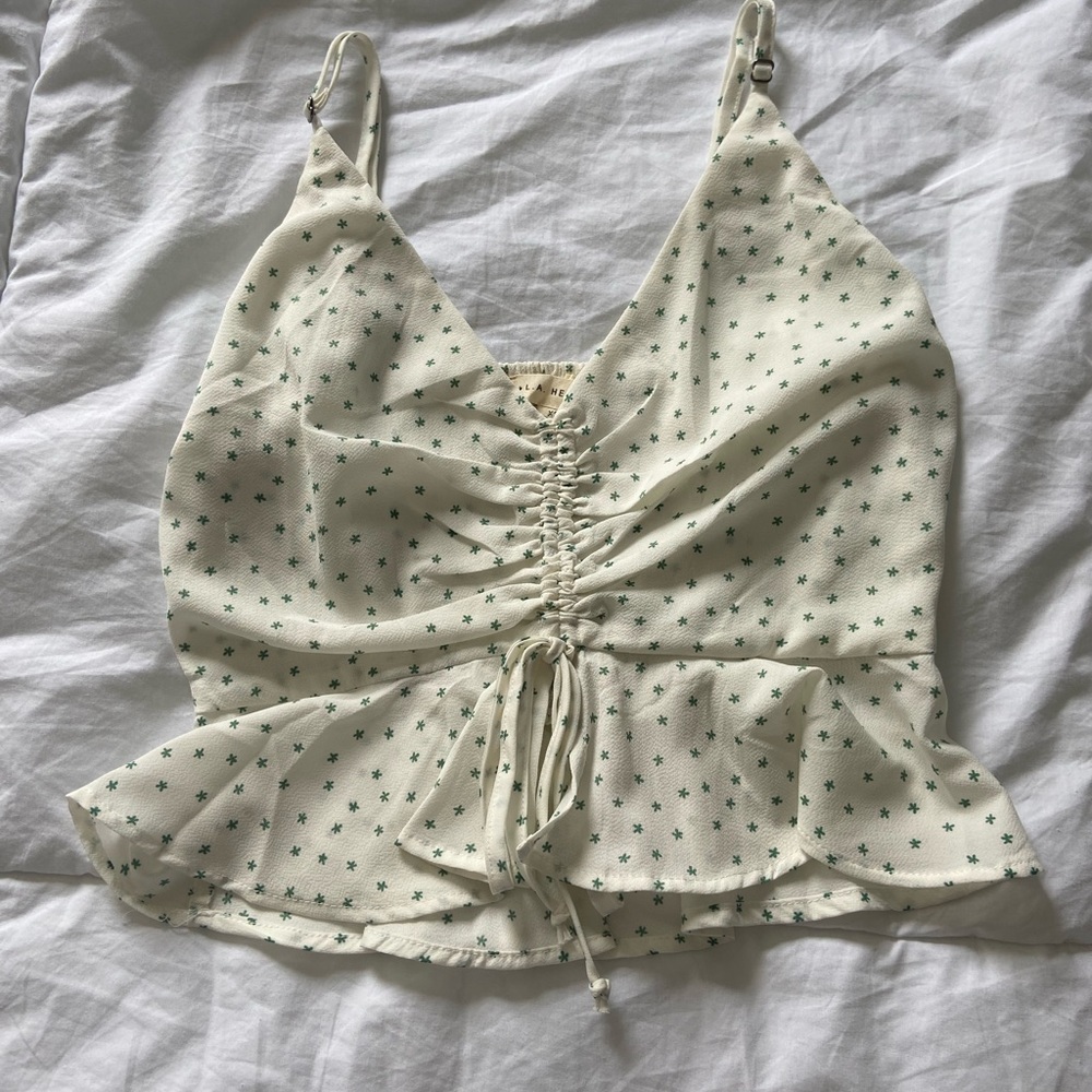 LA hearts white with greens lowers tank top